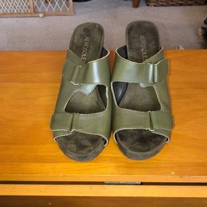 Aerosoles Sandals, excellent condition, size 8